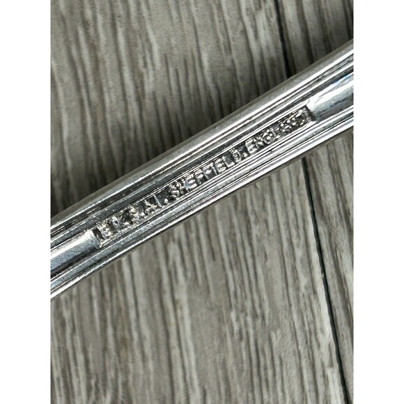 Vintage EPS A1 Sheffield England Serving Spoon w/ Embossed Fruit Design - Picture 6 of 7
